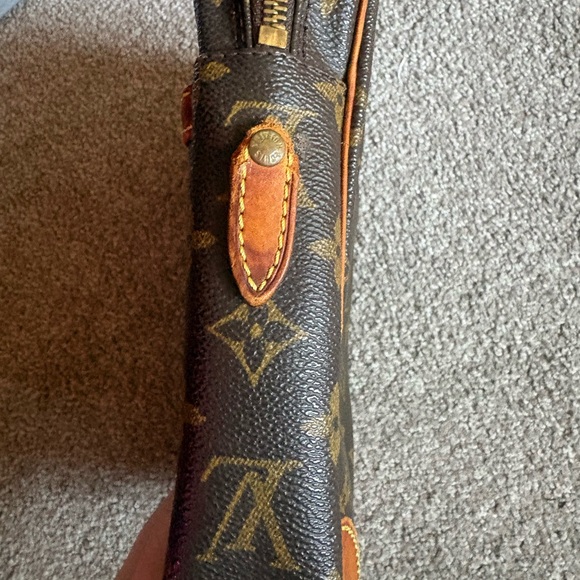 SOLD - Picture 2 of 11